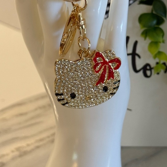 NWOT Hello Kitty Rhinestone Keychain with Mirror Red Bow Keychain - Picture 7 of 11